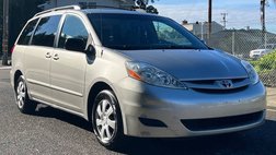 2009 Toyota Sienna LE 8-Passenger