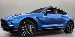 2023 Aston Martin DBX 707