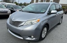 2013 Toyota Sienna XLE 7-Passenger
