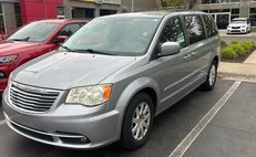 2013 Chrysler Town and Country Touring