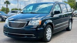 2015 Chrysler Town and Country Touring