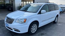 2016 Chrysler Town and Country Touring