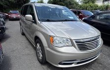 2015 Chrysler Town and Country Touring