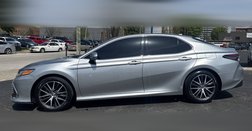 2022 Toyota Camry Hybrid XLE