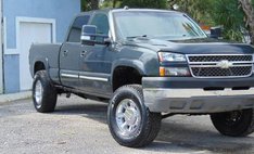 2005 Chevrolet Silverado 2500HD LS