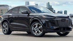 2027 Audi Q6 Sportback e-tron quattro Premium Plus