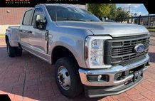 2023 Ford Super Duty F-350 XLT