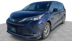 2022 Toyota Sienna XLE 7-Passenger