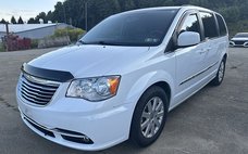 2016 Chrysler Town and Country Touring