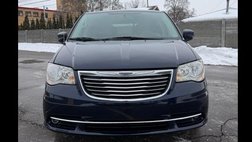 2016 Chrysler Town and Country Touring