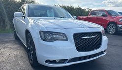 2017 Chrysler 300 S