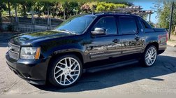 2013 Chevrolet Avalanche LS Black Diamond