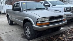 2000 Chevrolet S-10 LS