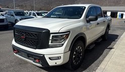 2022 Nissan Titan PRO-4X