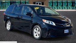 2020 Toyota Sienna LE