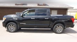 2017 Nissan Titan Platinum Reserve