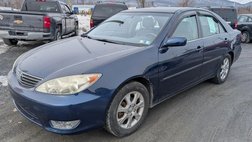 2005 Toyota Camry LE