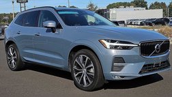 2022 Volvo XC60 B5 Momentum