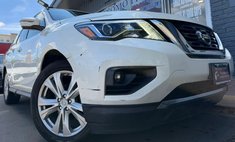 2019 Nissan Pathfinder SL