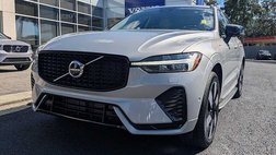 2023 Volvo XC60 Recharge T8 Plus Dark Theme