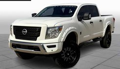 2023 Nissan Titan SV