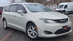 2017 Chrysler Pacifica Touring L FWD