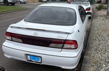 1998 Infiniti I30 