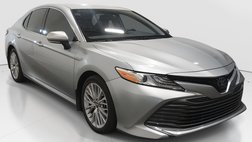 2020 Toyota Camry Hybrid XLE