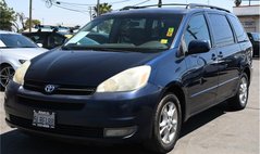 2005 Toyota Sienna XLE