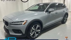 2025 Volvo V60 Cross Country B5 Plus