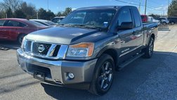 2015 Nissan Titan SV