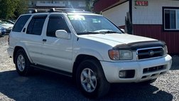 2000 Nissan Pathfinder LE