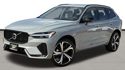 2025 Volvo XC60 B5 Ultra Dark Theme