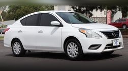 2019 Nissan Versa SV