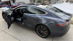 2020 Tesla Model S Performance