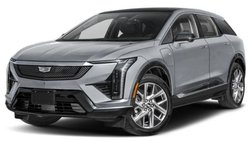 2025 Cadillac OPTIQ Luxury 2