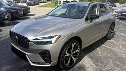 2023 Volvo XC60 B6 Ultimate Dark Theme