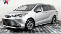 2022 Toyota Sienna XLE 8-Passenger