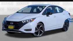 2023 Nissan Versa SR