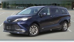2021 Toyota Sienna XLE