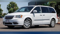 2016 Chrysler Town and Country Touring