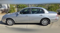 2004 Kia Amanti Base