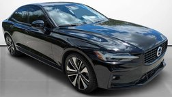 2022 Volvo S60 B5 Momentum