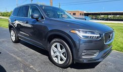 2022 Volvo XC90 T5 Momentum