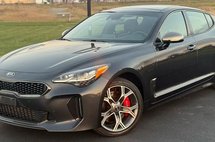 2019 Kia Stinger GT2