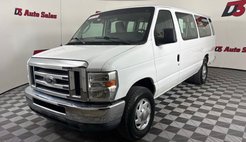 2013 Ford E-Series E-350 XLT Super Duty Extended Passenger Van