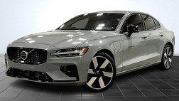 2024 Volvo S60 Recharge T8 Ultimate Dark Theme