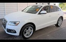 2017 Audi Q5 2.0T quattro Premium Plus