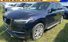 2017 Volvo XC90 T6 Momentum