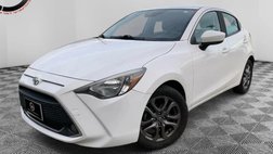2020 Toyota Yaris Hatchback LE